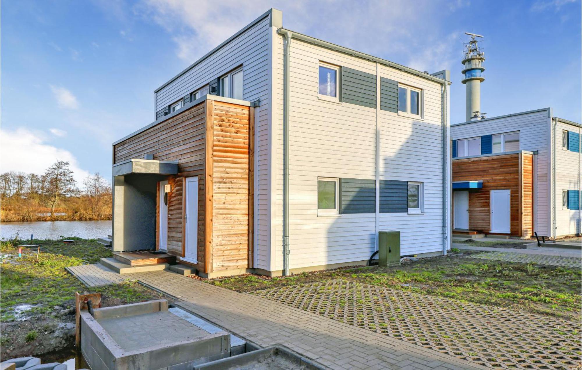 Nice Home In Tossens With Kitchen Eksteriør bilde